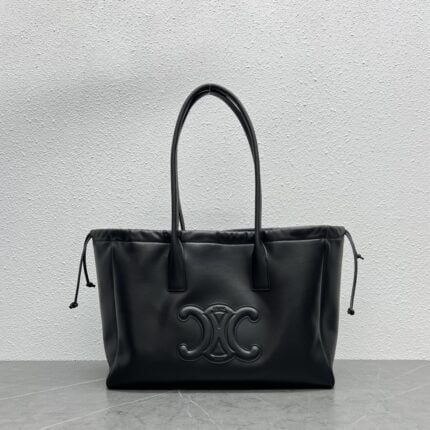 CELINE CABAS TRIOMPHE Draw the rope Tote Bag Shoulder bag Black Size: 44 * 28 * 18cm