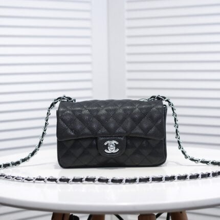 Chanel Cowhide with caviar with sliver hardware 1116 size: 20*14*7cm/25.5*16*6.5cm/30*18*8cm