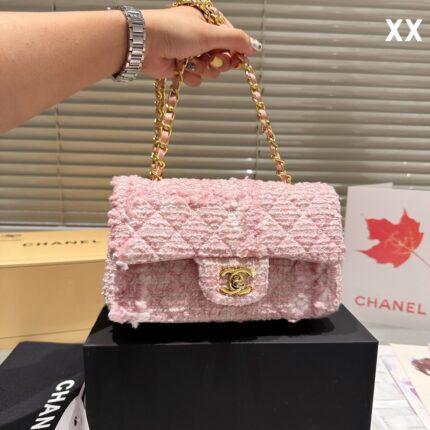 Chanel 22k woolen chain bag pink size: 20*11cm