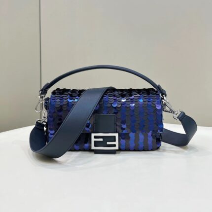 Fendi Baguette size:27*7*13cm