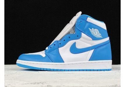 AIR JORDAN 1 RETRO UNC